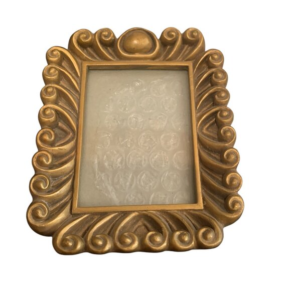 VTG Mini Picture Frame MCM Gold Resin Ornate Swirl 3x2.5 Photo Hollywood Regency - Picture 3 of 6